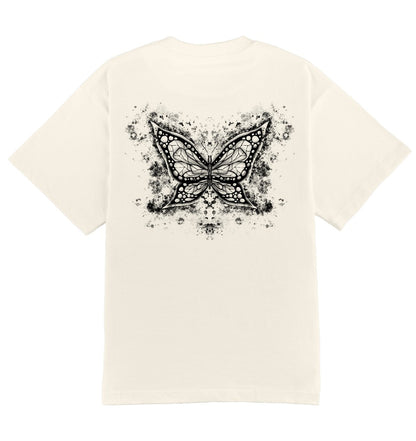 Oversized creme T-shirt voor heren en dames van DESONS, met een opvallende witte vlinderprint op de achterkant. Luxe streetwear T-shirt.