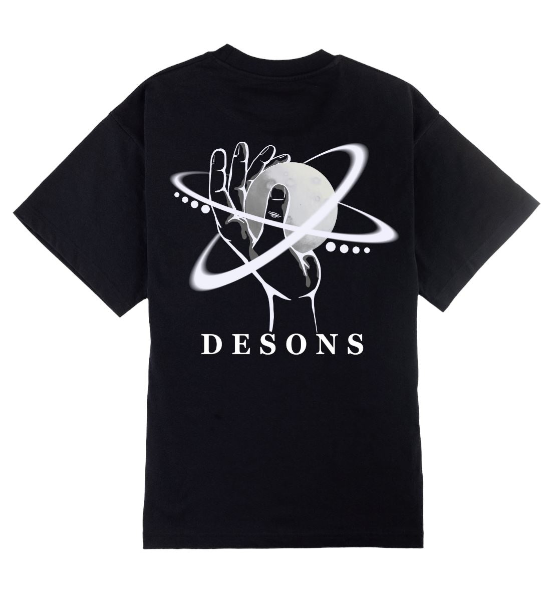 Oversized zwart DESONS t-shirt voor heren en dames met een hand en planeetontwerp, orbitale lijnen, luxe oversized streetwear.